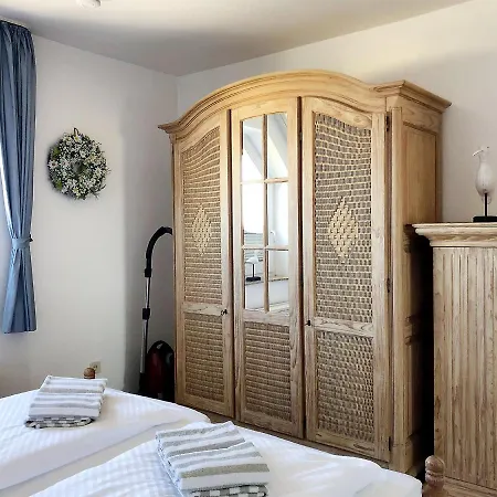 Obere Wandelbahn 15 *obere Wandelbahn 15/19 - Achterdeck* Apartmán *