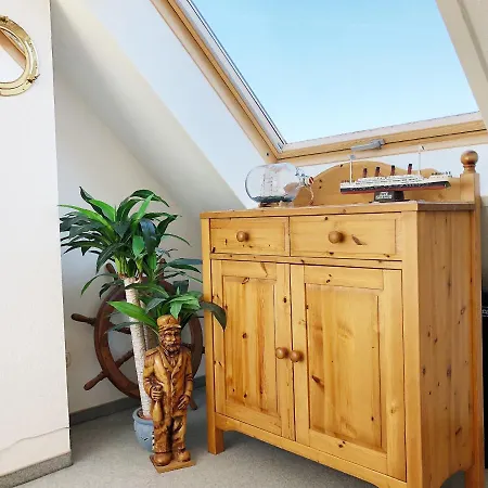 Obere Wandelbahn 15 *obere Wandelbahn 15/19 - Achterdeck*