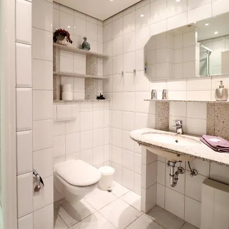 Obere Wandelbahn 15 *obere Wandelbahn 15/19 - Achterdeck* *